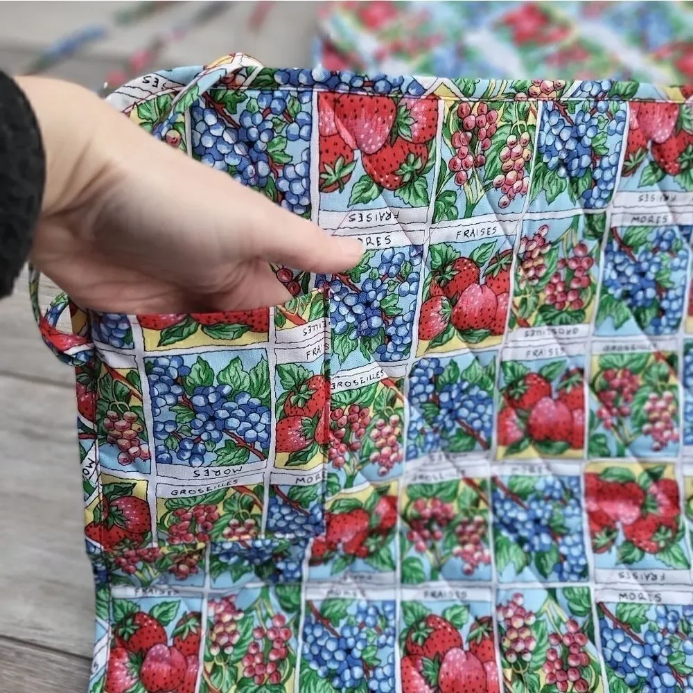 Perfect Settings 6 placemats/silverware holders roll up fruit berries gift